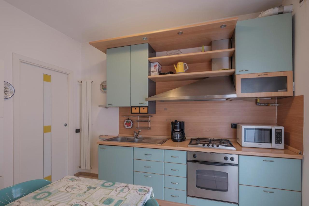 Aura Home Sirmione - 2 Bedrooms Apartment Kültér fotó