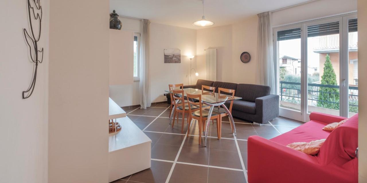 Aura Home Sirmione - 2 Bedrooms Apartment Kültér fotó