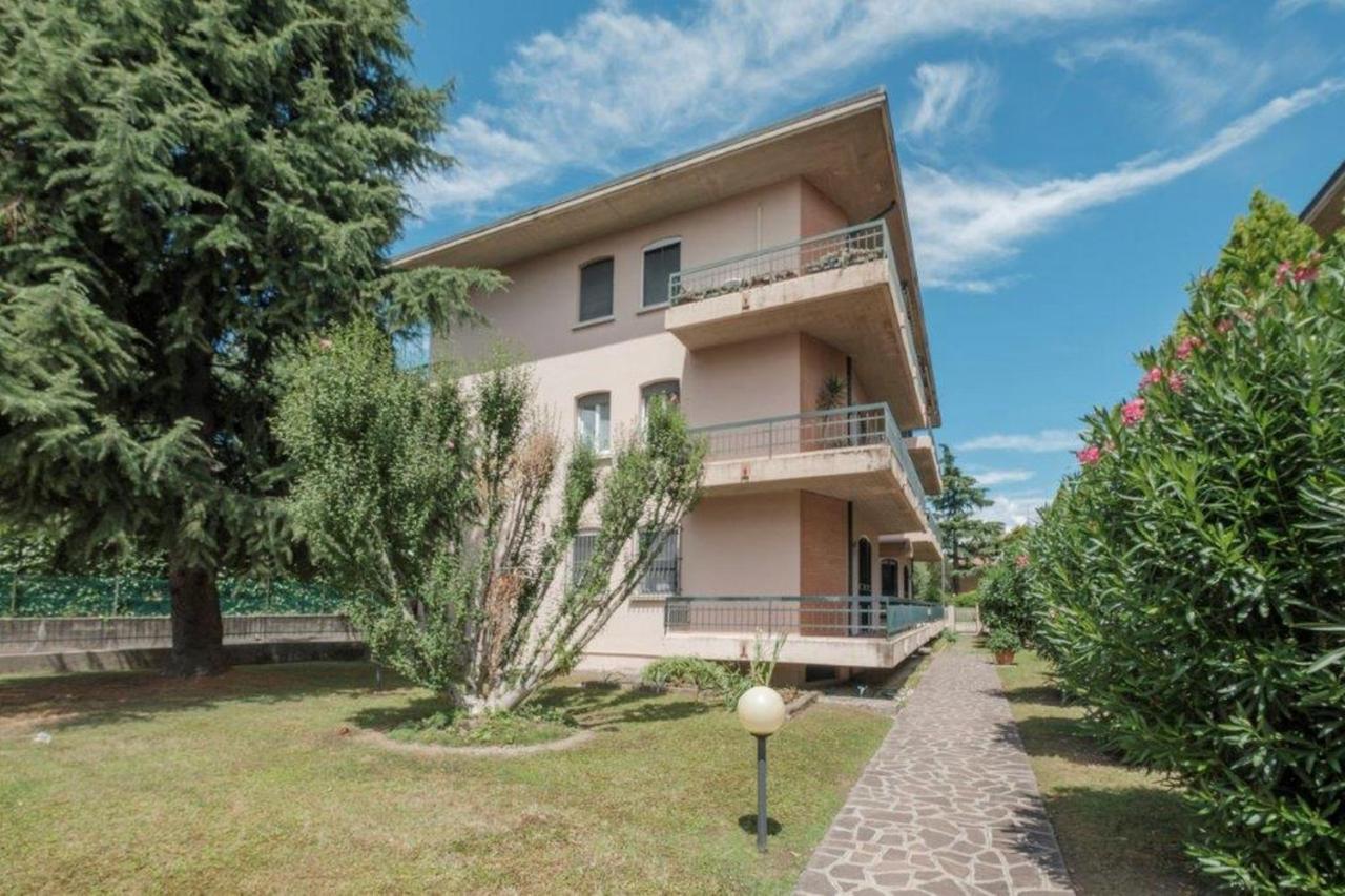 Aura Home Sirmione - 2 Bedrooms Apartment Kültér fotó