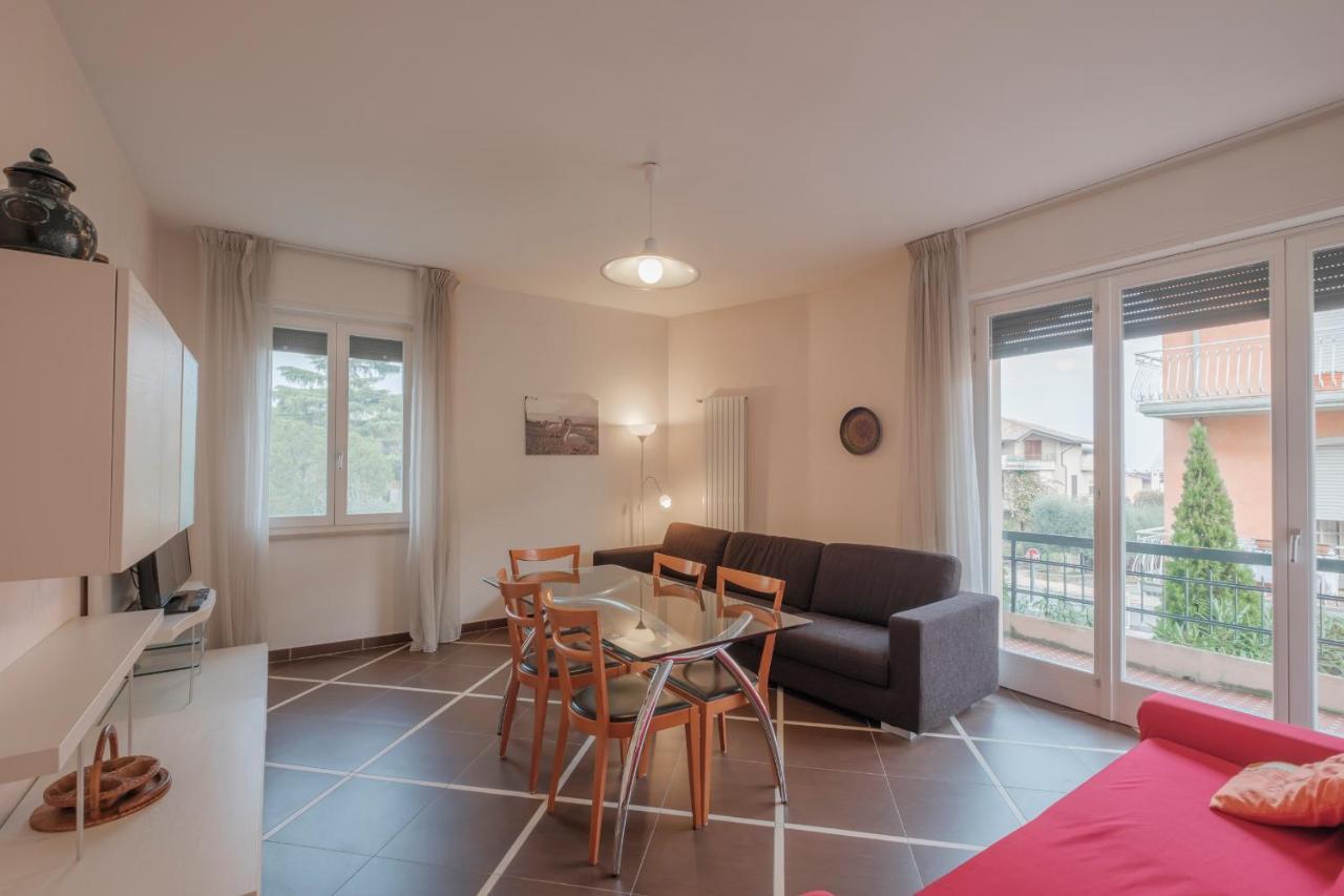 Aura Home Sirmione - 2 Bedrooms Apartment Kültér fotó